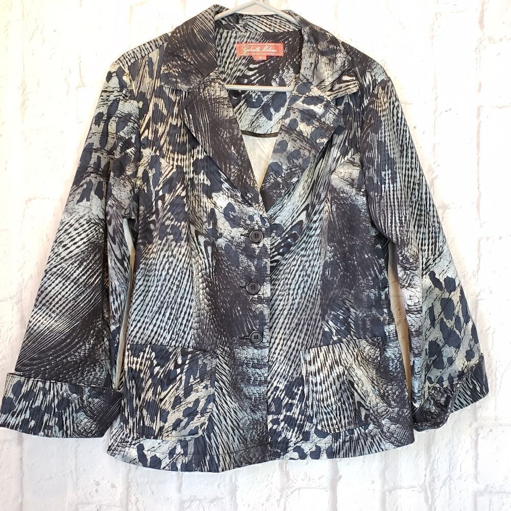 GABRIELLA MOLINARI Button-Front Blazer 10